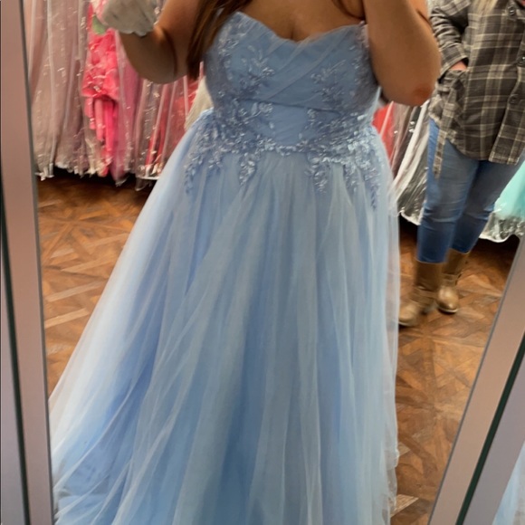 size 18 baby blue prom dress - Picture 2 of 3